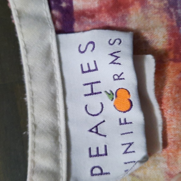 Scrub top - Picture 3 of 5